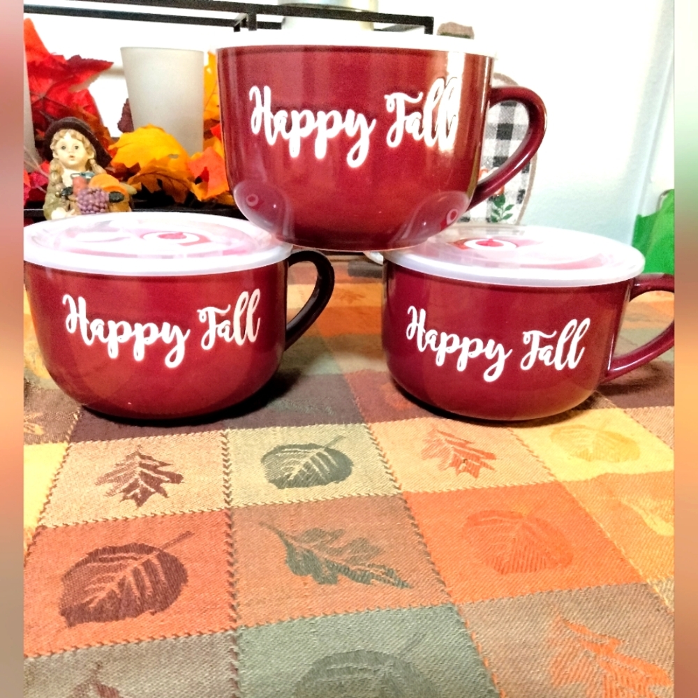 NWT Set of 3 Fall 🍂 soup mugs burgundy